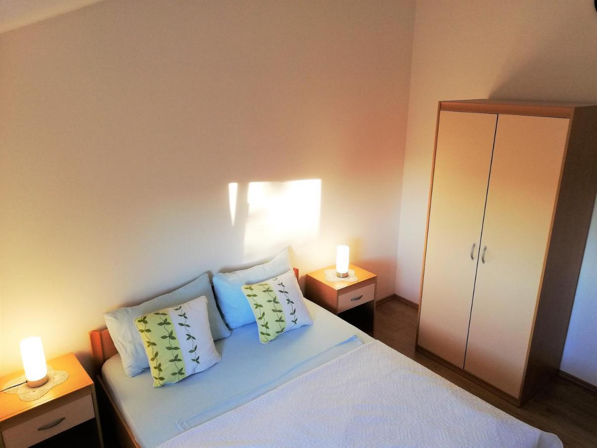 Apartment Anzotika 닌 외부 사진