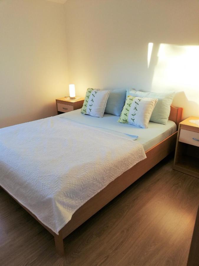 Apartment Anzotika 닌 외부 사진
